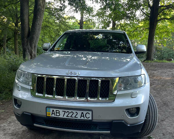 Сірий Джип Grand Cherokee, об'ємом двигуна 2.99 л та пробігом 185 тис. км за 17500 $, фото 1 на Automoto.ua