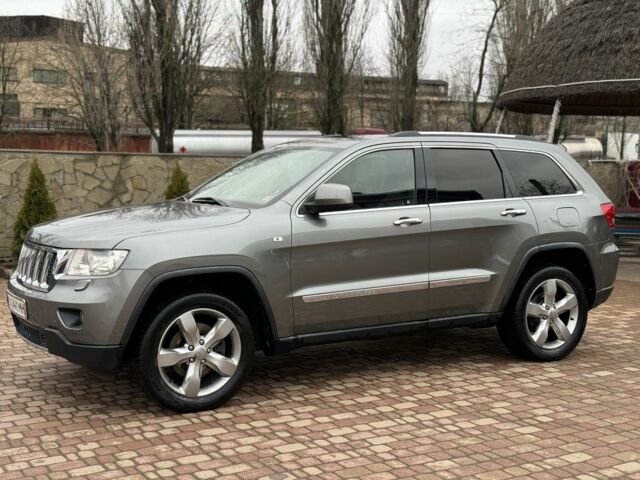 Сірий Джип Grand Cherokee, об'ємом двигуна 3 л та пробігом 275 тис. км за 16900 $, фото 9 на Automoto.ua