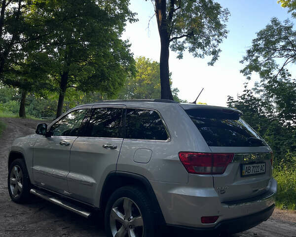 Сірий Джип Grand Cherokee, об'ємом двигуна 2.99 л та пробігом 185 тис. км за 17500 $, фото 4 на Automoto.ua