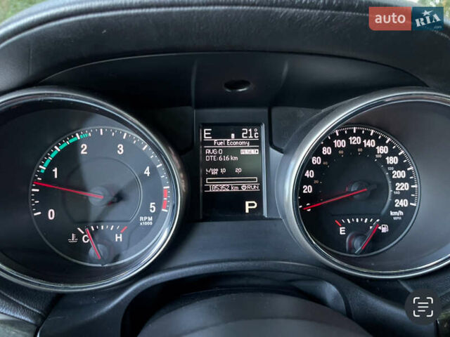 Сірий Джип Grand Cherokee, об'ємом двигуна 2.99 л та пробігом 185 тис. км за 17500 $, фото 17 на Automoto.ua