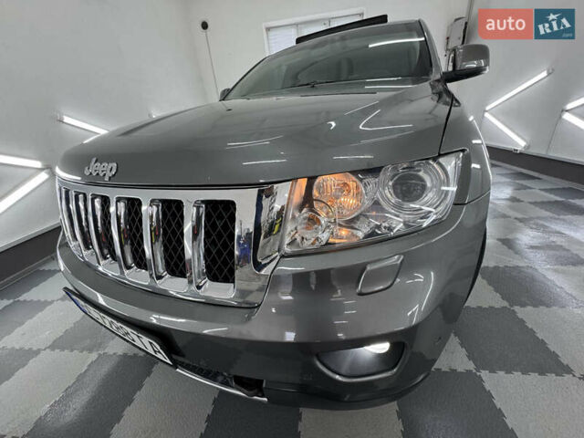 Сірий Джип Grand Cherokee, об'ємом двигуна 3 л та пробігом 164 тис. км за 18599 $, фото 95 на Automoto.ua