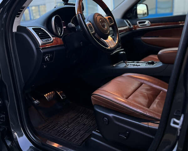 Серый Джип Гранд Чероки, объемом двигателя 2.99 л и пробегом 94 тыс. км за 25799 $, фото 16 на Automoto.ua