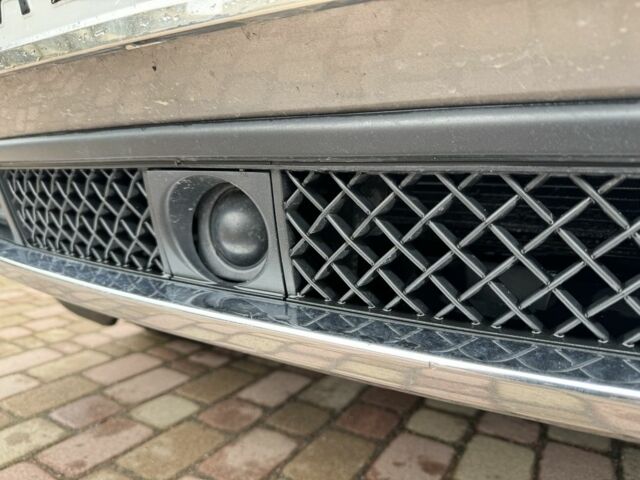 Сірий Джип Grand Cherokee, об'ємом двигуна 3 л та пробігом 275 тис. км за 16900 $, фото 22 на Automoto.ua