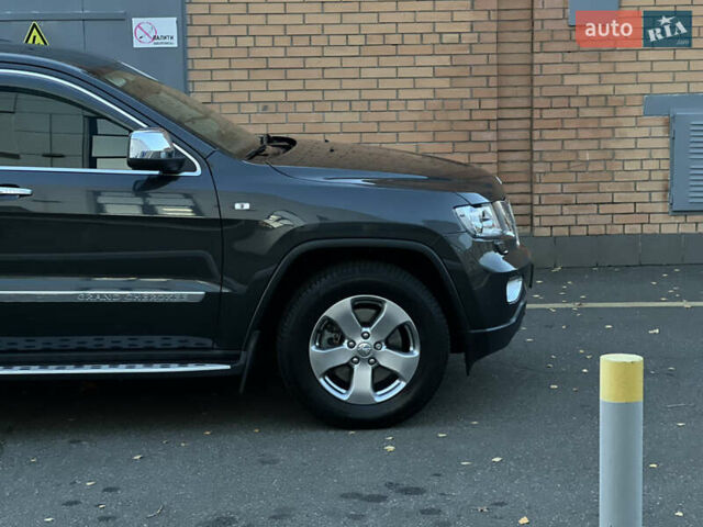 Серый Джип Гранд Чероки, объемом двигателя 2.99 л и пробегом 94 тыс. км за 25799 $, фото 1 на Automoto.ua