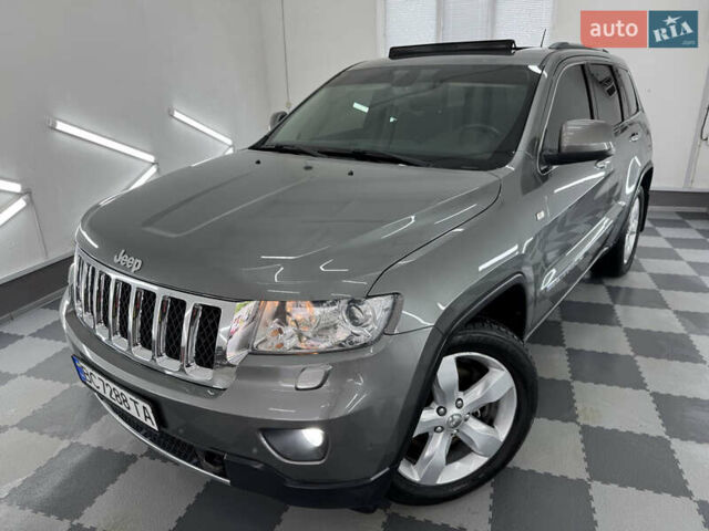 Сірий Джип Grand Cherokee, об'ємом двигуна 3 л та пробігом 164 тис. км за 18599 $, фото 100 на Automoto.ua