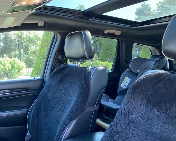 Сірий Джип Grand Cherokee, об'ємом двигуна 2.99 л та пробігом 196 тис. км за 16500 $, фото 23 на Automoto.ua