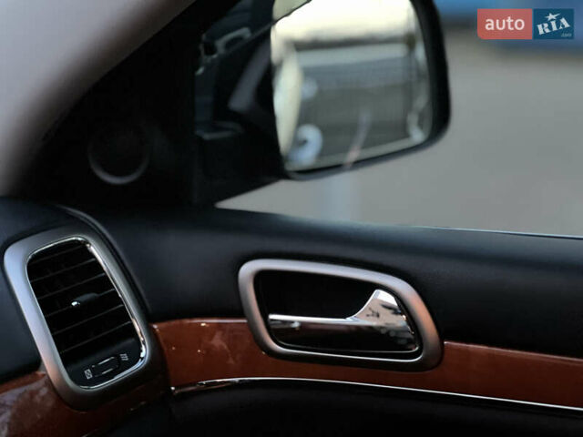 Серый Джип Гранд Чероки, объемом двигателя 2.99 л и пробегом 94 тыс. км за 25799 $, фото 27 на Automoto.ua