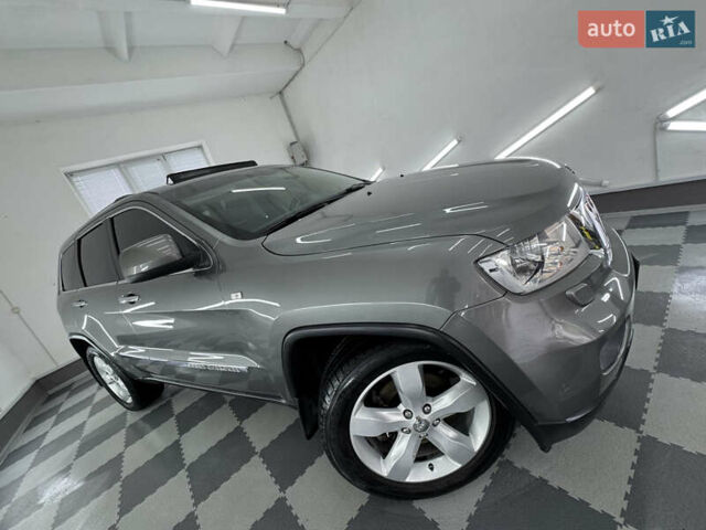 Сірий Джип Grand Cherokee, об'ємом двигуна 3 л та пробігом 164 тис. км за 18599 $, фото 63 на Automoto.ua