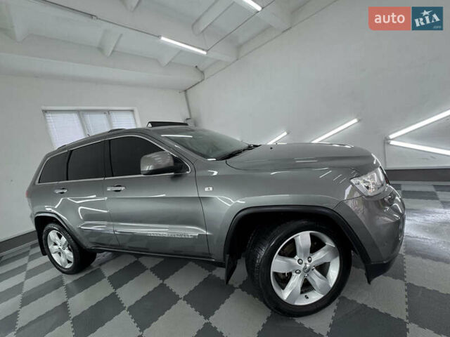 Сірий Джип Grand Cherokee, об'ємом двигуна 3 л та пробігом 164 тис. км за 18599 $, фото 62 на Automoto.ua