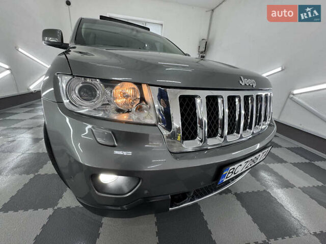Сірий Джип Grand Cherokee, об'ємом двигуна 3 л та пробігом 164 тис. км за 18599 $, фото 2 на Automoto.ua