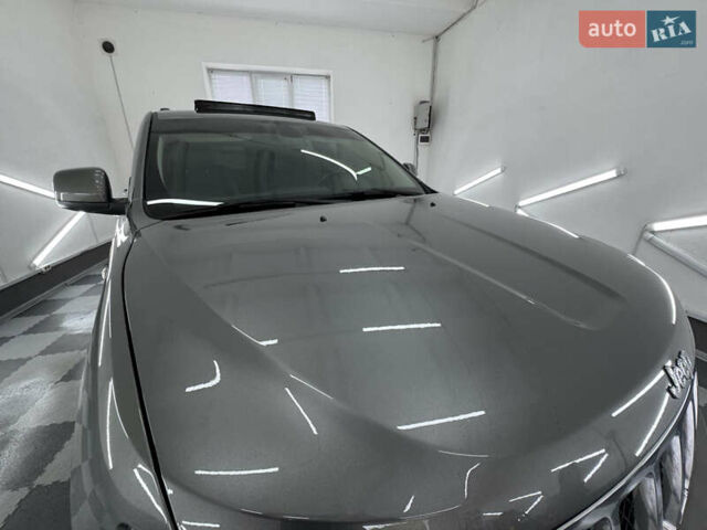 Сірий Джип Grand Cherokee, об'ємом двигуна 3 л та пробігом 164 тис. км за 18599 $, фото 80 на Automoto.ua