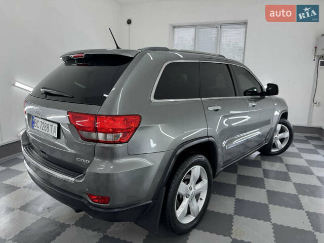 Сірий Джип Grand Cherokee, об'ємом двигуна 3 л та пробігом 164 тис. км за 18599 $, фото 106 на Automoto.ua