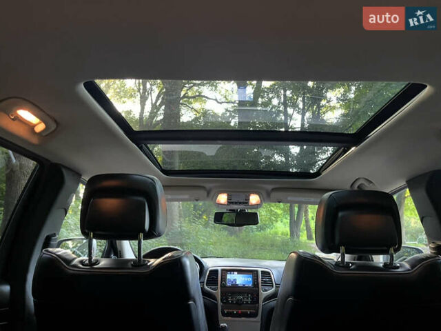 Сірий Джип Grand Cherokee, об'ємом двигуна 2.99 л та пробігом 185 тис. км за 17500 $, фото 15 на Automoto.ua