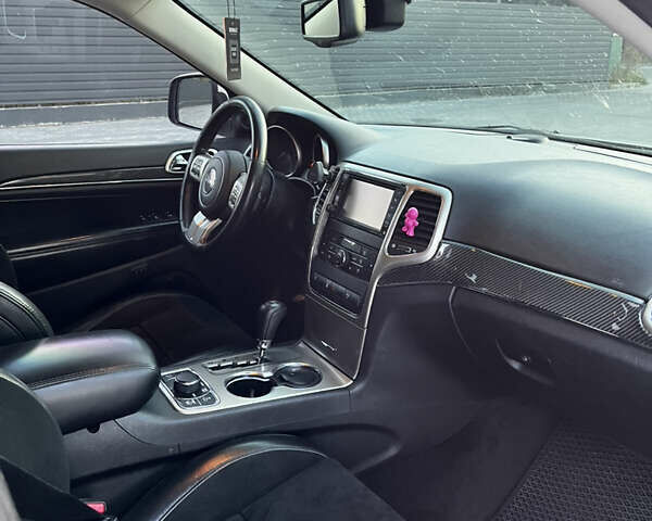 Сірий Джип Grand Cherokee, об'ємом двигуна 2.99 л та пробігом 320 тис. км за 17250 $, фото 10 на Automoto.ua
