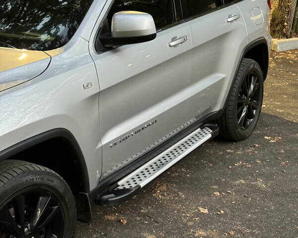 Сірий Джип Grand Cherokee, об'ємом двигуна 2.99 л та пробігом 225 тис. км за 21999 $, фото 18 на Automoto.ua