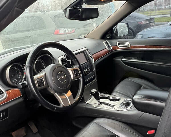 Серый Джип Гранд Чероки, объемом двигателя 2.99 л и пробегом 308 тыс. км за 15700 $, фото 7 на Automoto.ua