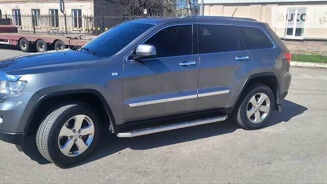 Сірий Джип Grand Cherokee, об'ємом двигуна 2.99 л та пробігом 326 тис. км за 17900 $, фото 22 на Automoto.ua