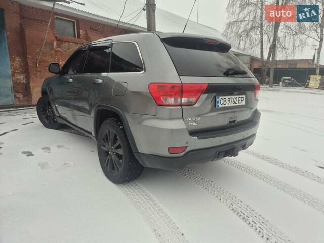 Серый Джип Гранд Чероки, объемом двигателя 3.6 л и пробегом 238 тыс. км за 15500 $, фото 5 на Automoto.ua
