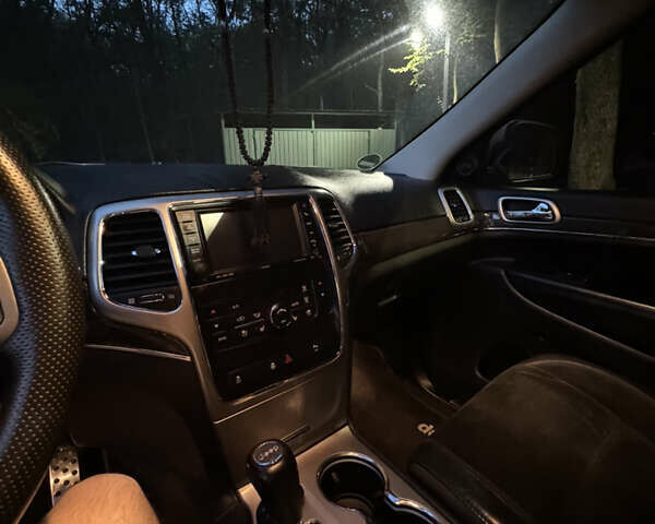 Сірий Джип Grand Cherokee, об'ємом двигуна 2.99 л та пробігом 225 тис. км за 21999 $, фото 52 на Automoto.ua