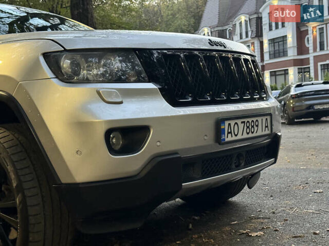 Сірий Джип Grand Cherokee, об'ємом двигуна 2.99 л та пробігом 225 тис. км за 21999 $, фото 26 на Automoto.ua