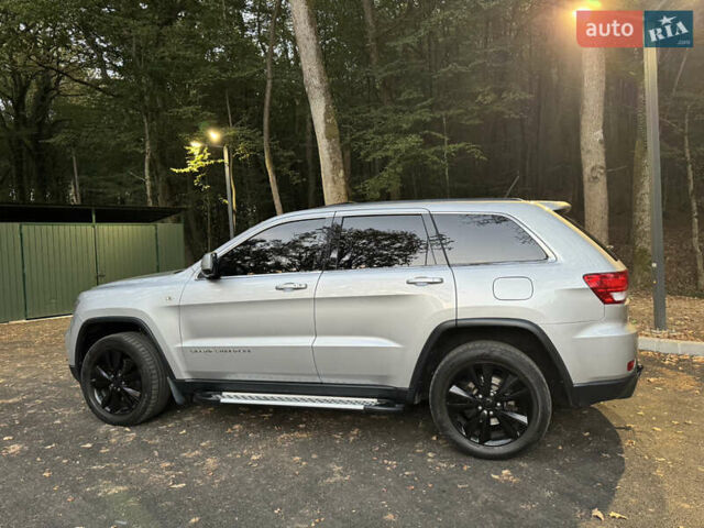 Сірий Джип Grand Cherokee, об'ємом двигуна 2.99 л та пробігом 225 тис. км за 21999 $, фото 10 на Automoto.ua