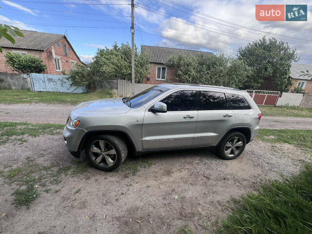 Сірий Джип Grand Cherokee, об'ємом двигуна 2.99 л та пробігом 210 тис. км за 15999 $, фото 2 на Automoto.ua
