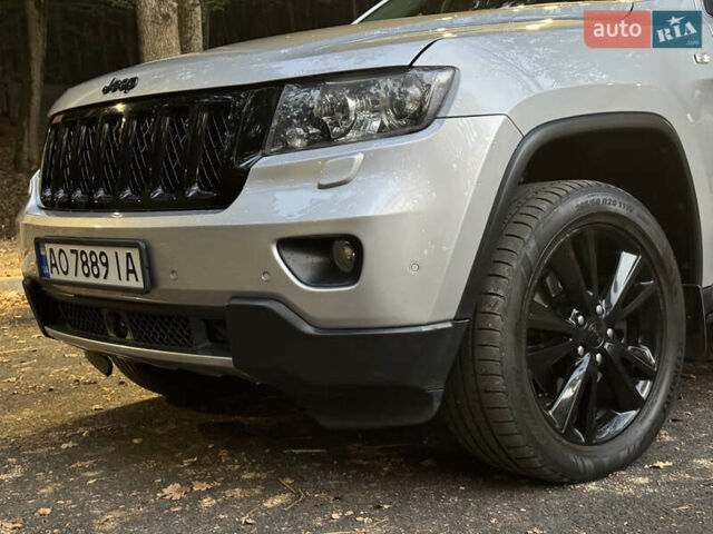 Сірий Джип Grand Cherokee, об'ємом двигуна 2.99 л та пробігом 225 тис. км за 21999 $, фото 24 на Automoto.ua