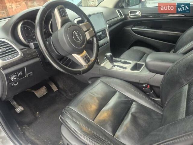 Серый Джип Гранд Чероки, объемом двигателя 3.6 л и пробегом 238 тыс. км за 15500 $, фото 7 на Automoto.ua