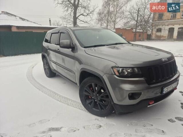 Серый Джип Гранд Чероки, объемом двигателя 3.6 л и пробегом 238 тыс. км за 15500 $, фото 2 на Automoto.ua