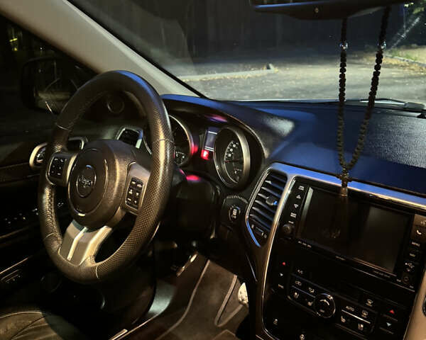 Сірий Джип Grand Cherokee, об'ємом двигуна 2.99 л та пробігом 225 тис. км за 21999 $, фото 62 на Automoto.ua