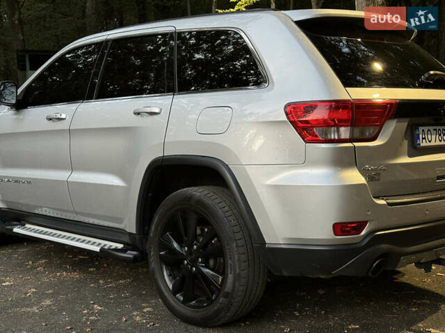 Сірий Джип Grand Cherokee, об'ємом двигуна 2.99 л та пробігом 225 тис. км за 21999 $, фото 3 на Automoto.ua