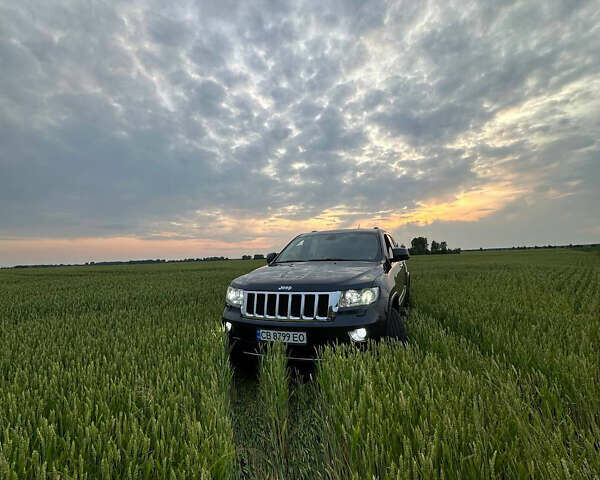Сірий Джип Grand Cherokee, об'ємом двигуна 2.99 л та пробігом 300 тис. км за 14300 $, фото 5 на Automoto.ua