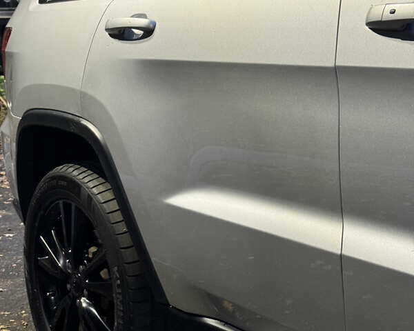 Сірий Джип Grand Cherokee, об'ємом двигуна 2.99 л та пробігом 225 тис. км за 21999 $, фото 29 на Automoto.ua