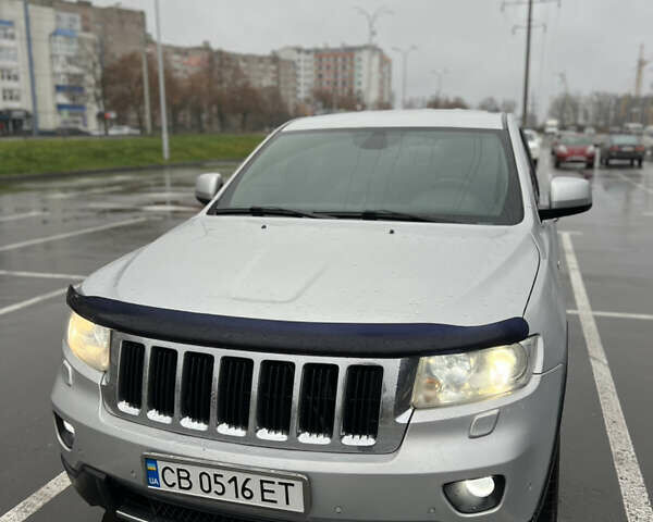 Серый Джип Гранд Чероки, объемом двигателя 2.99 л и пробегом 308 тыс. км за 15700 $, фото 1 на Automoto.ua