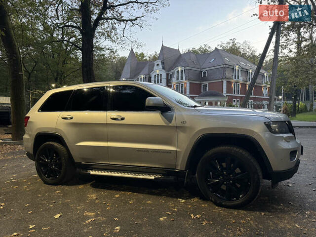 Сірий Джип Grand Cherokee, об'ємом двигуна 2.99 л та пробігом 225 тис. км за 21999 $, фото 13 на Automoto.ua