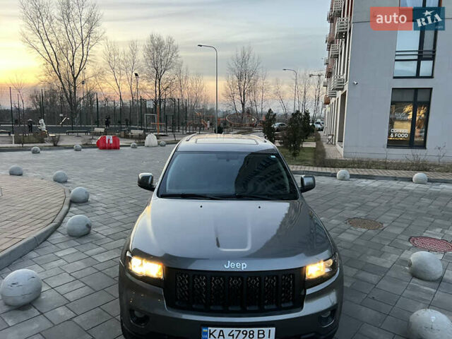 Серый Джип Гранд Чероки, объемом двигателя 3.6 л и пробегом 230 тыс. км за 14999 $, фото 11 на Automoto.ua