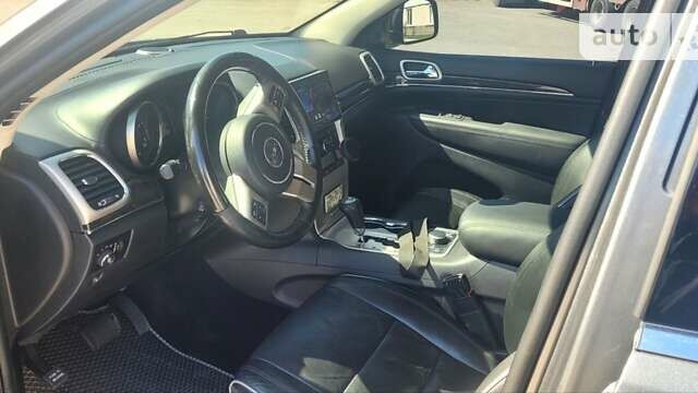 Сірий Джип Grand Cherokee, об'ємом двигуна 2.99 л та пробігом 326 тис. км за 17900 $, фото 8 на Automoto.ua