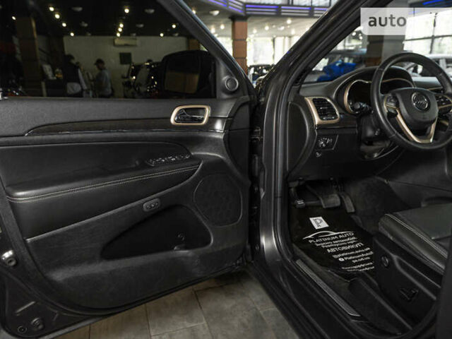 Сірий Джип Grand Cherokee, об'ємом двигуна 2.99 л та пробігом 115 тис. км за 21500 $, фото 15 на Automoto.ua