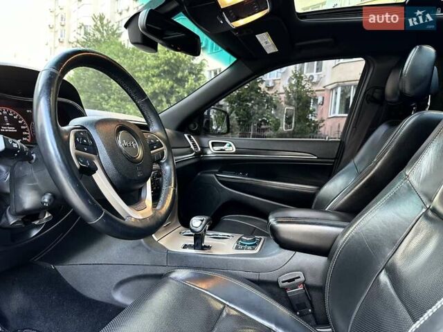 Серый Джип Гранд Чероки, объемом двигателя 2.99 л и пробегом 265 тыс. км за 17700 $, фото 18 на Automoto.ua