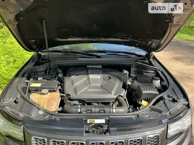 Сірий Джип Grand Cherokee, об'ємом двигуна 2.99 л та пробігом 202 тис. км за 24000 $, фото 87 на Automoto.ua