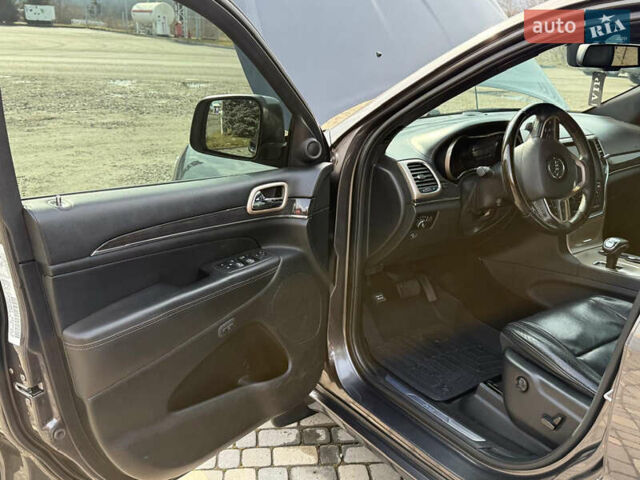 Сірий Джип Grand Cherokee, об'ємом двигуна 2.99 л та пробігом 217 тис. км за 24999 $, фото 11 на Automoto.ua