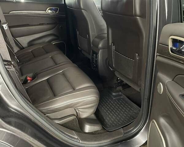 Сірий Джип Grand Cherokee, об'ємом двигуна 3.6 л та пробігом 201 тис. км за 23500 $, фото 16 на Automoto.ua