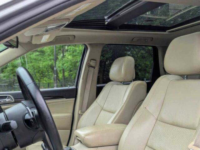 Джип Grand Cherokee 2014 у Дніпро (Дніпропетровську) на Automoto.ua Сірий Джип Grand Cherokee, об'ємом двигуна 3 л та пробігом 82 тис. км за 17100 $, фото 8 на Automoto.ua