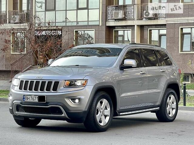 Сірий Джип Grand Cherokee, об'ємом двигуна 3 л та пробігом 229 тис. км за 22700 $, фото 8 на Automoto.ua