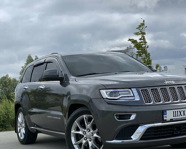 Сірий Джип Grand Cherokee, об'ємом двигуна 3 л та пробігом 124 тис. км за 35000 $, фото 3 на Automoto.ua