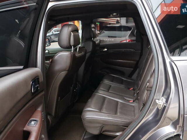 Серый Джип Гранд Чероки, объемом двигателя 3 л и пробегом 131 тыс. км за 24900 $, фото 31 на Automoto.ua