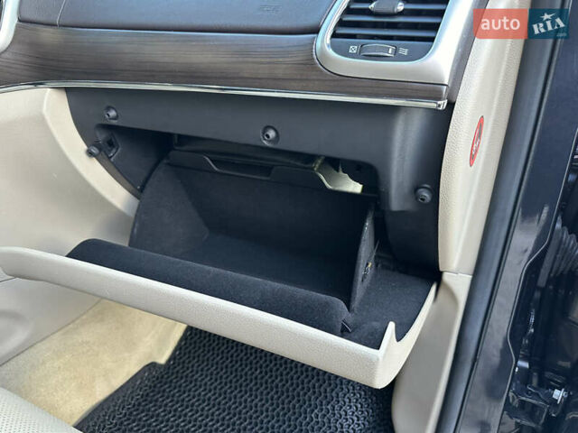 Серый Джип Гранд Чероки, объемом двигателя 2.99 л и пробегом 166 тыс. км за 24500 $, фото 124 на Automoto.ua