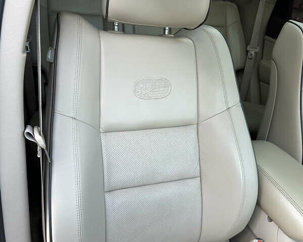 Серый Джип Гранд Чероки, объемом двигателя 2.99 л и пробегом 166 тыс. км за 24500 $, фото 34 на Automoto.ua