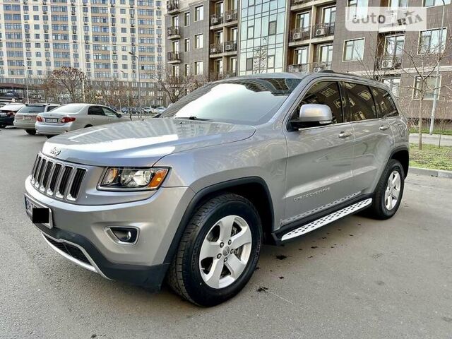 Сірий Джип Grand Cherokee, об'ємом двигуна 3 л та пробігом 229 тис. км за 22700 $, фото 1 на Automoto.ua