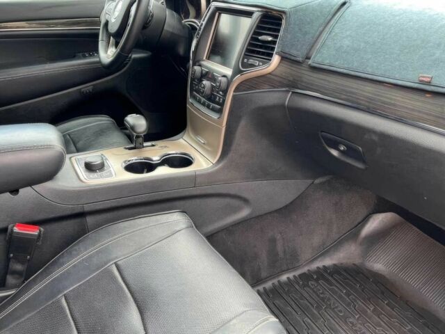 Серый Джип Гранд Чероки, объемом двигателя 3 л и пробегом 84 тыс. км за 14000 $, фото 8 на Automoto.ua